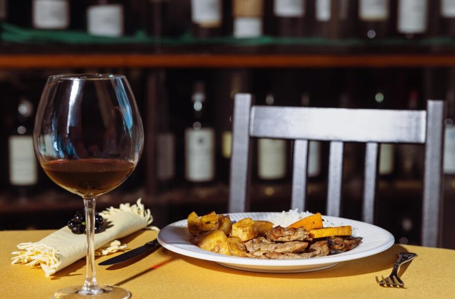 Porto: Private Douro Valley 4x4 Tour with Lunch - The 4x4 trails through the vineyard hills