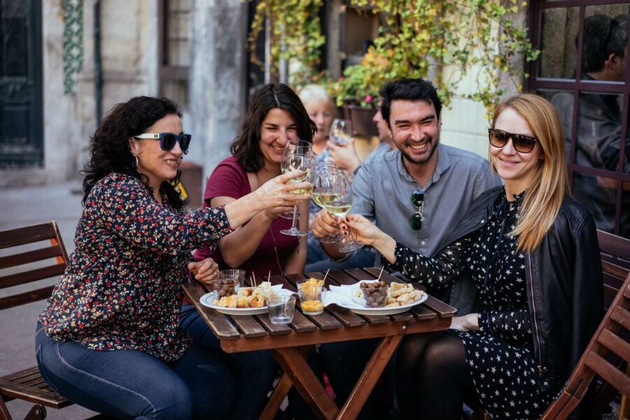 Porto: Private Evening Tour with Drinks & Bites - Who will enjoy this Porto evening?
