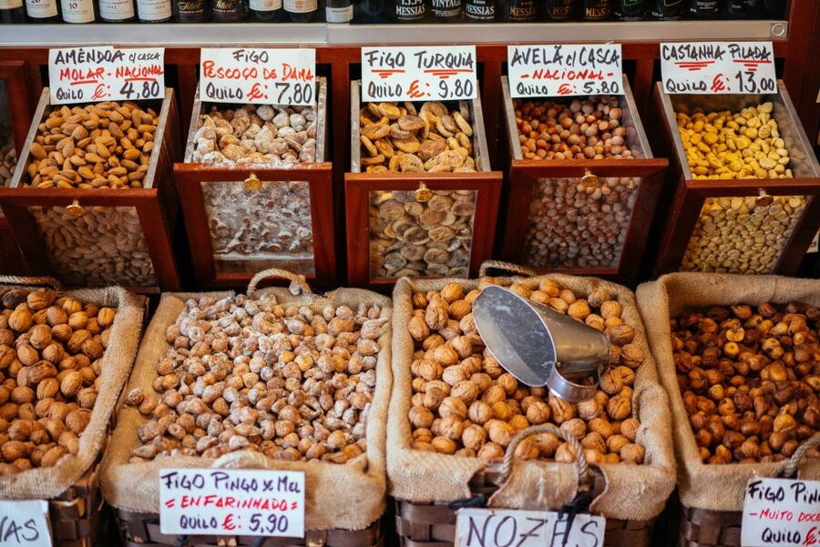 Porto: Private Food Tour – 10 Tastings with Locals - Porto sights between the bites