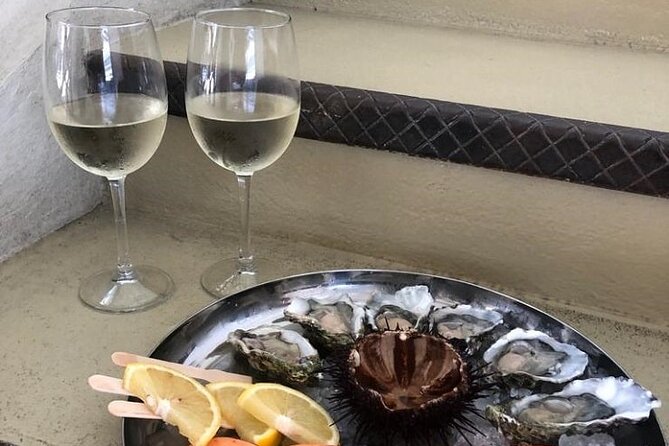 Porto Private Gourmet Food & Wine Historic Tour with a Sommelière - Key reasons to consider this Porto food walk
