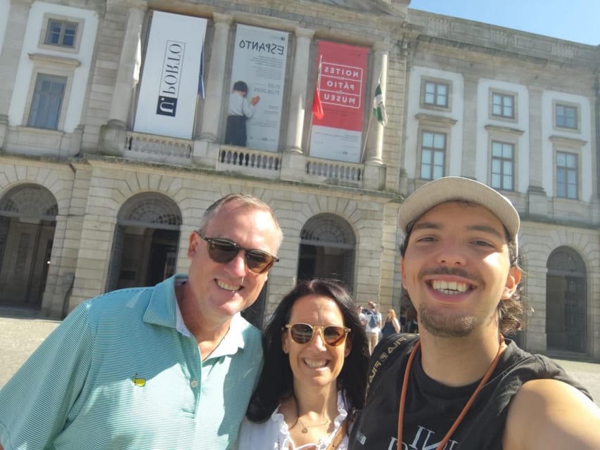 Porto Private Half Day Walking Tour: Cruise & Wine Tasting - Crossing to Vila Nova de Gaia for Port wine