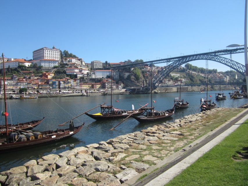 Porto Private Half Day Walking Tour: Cruise & Wine Tasting - What the private format adds