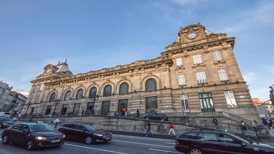 Porto private morning Tour, see the most iconic attractions - Comfort, access, and the pace