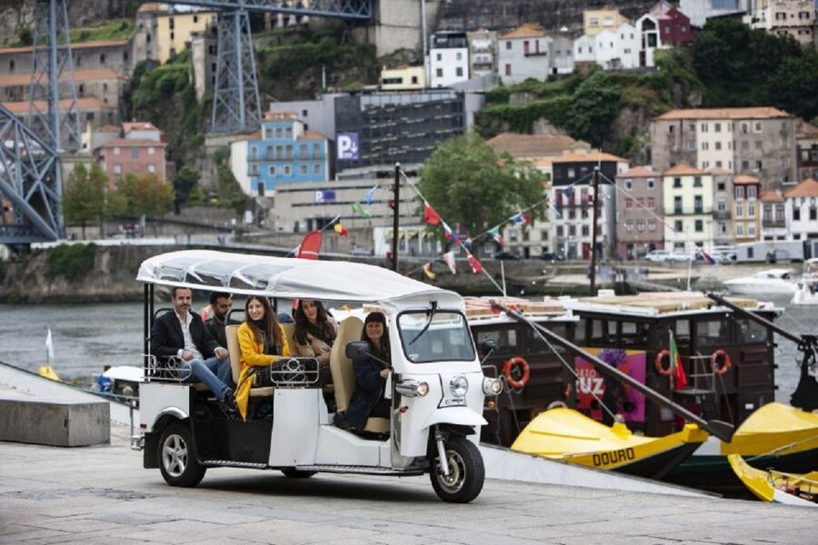 Porto: Private Sightseeing Tour by Electric Tuk Tuk - Why a tuk tuk works so well in Porto