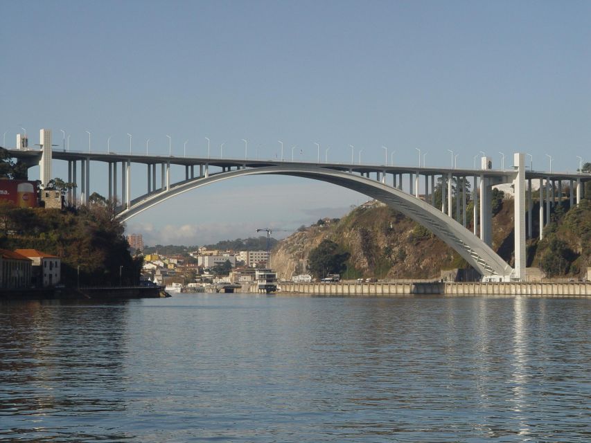 Porto Private Tour - Highlights and Tram Tickets - Ribeira and the walk to Infante