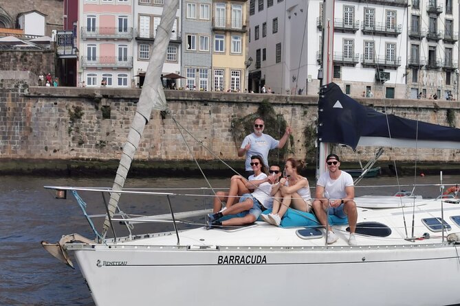 Porto, Private Tour in the Douro and Sea or Sunset - Ribeira and the Dom Luís I Bridge