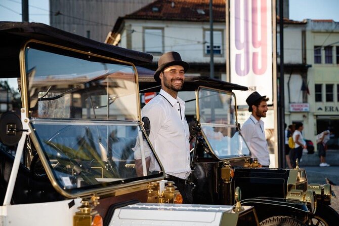 Porto:Private Tour of the Historic City in a Classic Ford T - Miradouro da Vitória and the two photo pauses