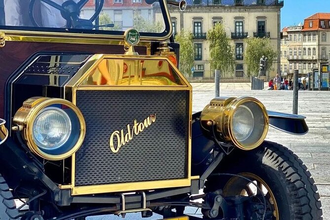 Porto: Private Tour to the Historic Center in a Classic Car - The Atlantic edge at São João Fort