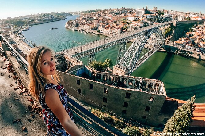 Porto: Private Tour to the Historic Center in a Classic Car - Castelo do Queijo by the sea