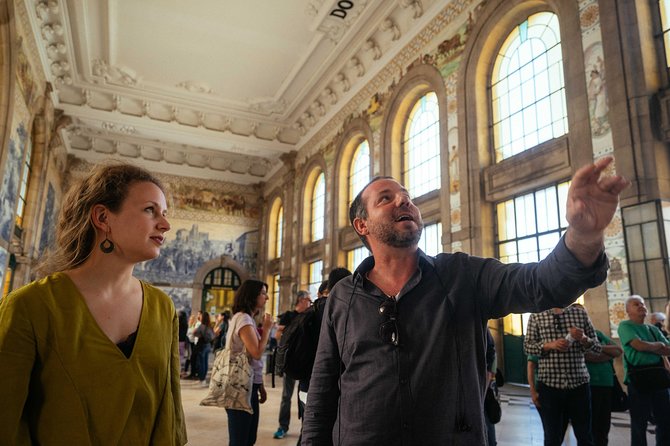 Porto PRIVATE TOUR With Locals: Highlights & Hidden Gems - São Bento Station and Porto’s grand entrance