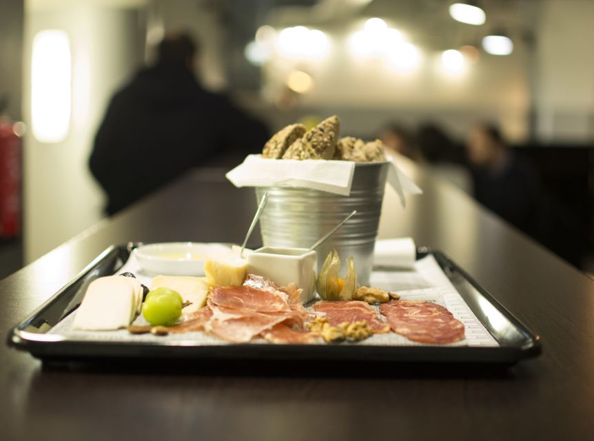Porto: Private Walking Food Tour with Tastings - Why a food walk is a smart first look at Porto