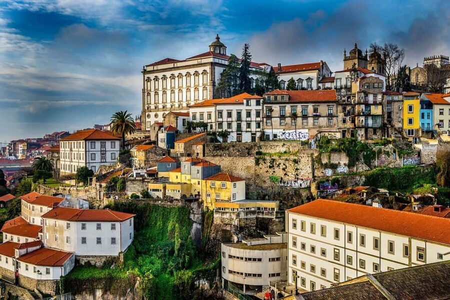 Porto Private Walking tour - Languages, cost, and what is not included