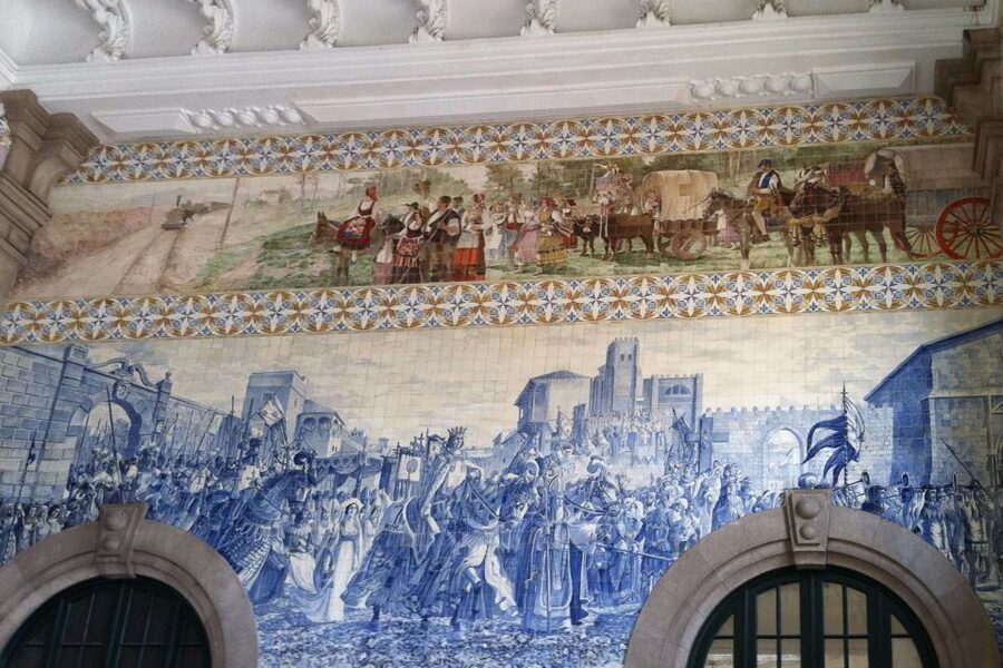 Porto Private Walking Tour with Fast Track to Lello - Lello Bookshop without the long wait