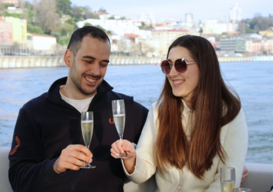 Porto: Private Yacht Cruise with Local Wines & Snacks - Practical details before you book