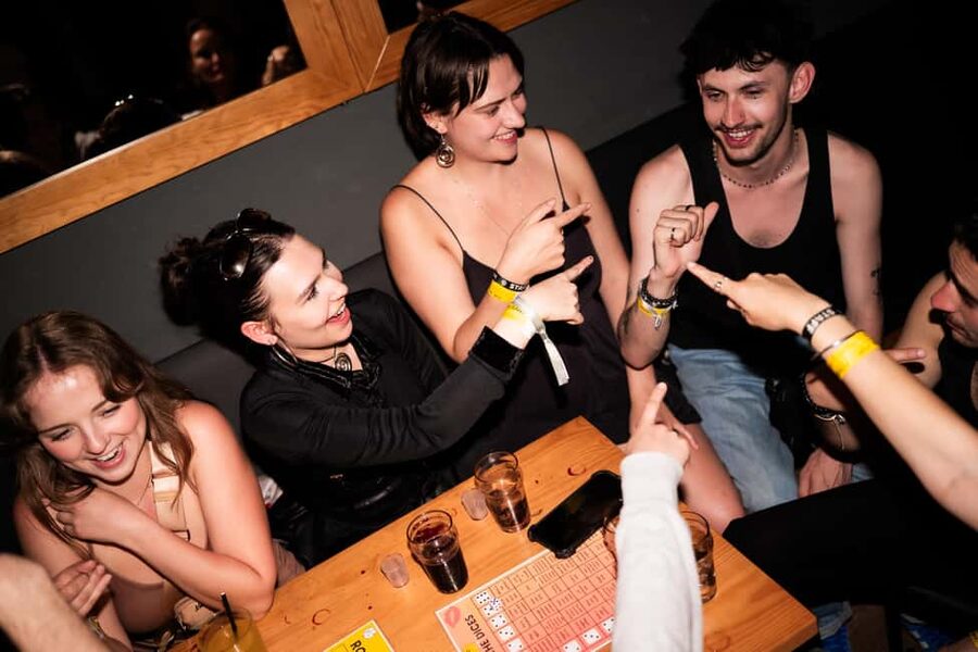 Porto: Pub Crawl with 7 Drinks, Games, and VIP Club Entry - The people make or break the evening
