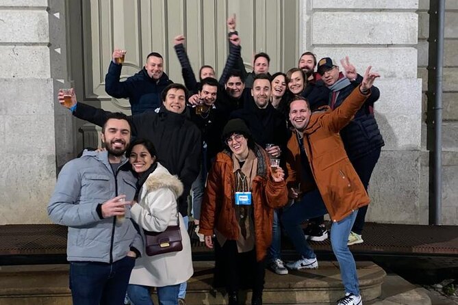 Porto Pub Crawl With Unlimited Beer - Price, Timing, and What You Actually Receive