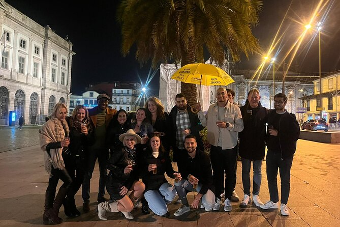 Porto Pubcrawl: 5h,7 Drinks,4 bars &Skip the line Club Entry - Key things to know before you book