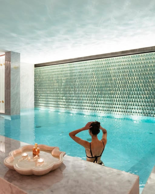 Porto: Relaxing by the pool, sauna and steam room - What your one-hour visit includes