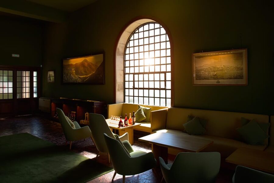 Porto: Royal Oporto Tour na Real Companhia Velha - The barrel rooms explain Port better than a brochure
