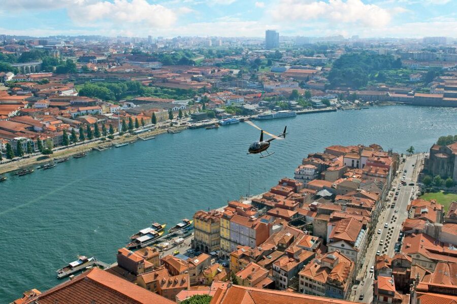 Porto’s Panoramic Helicopter Flight 10 Minutes - Safety, seating, and passenger limits