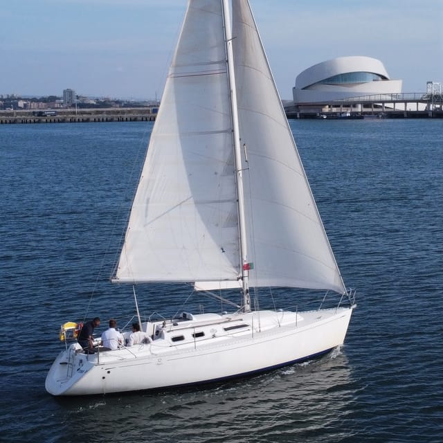 Porto: Sail the Douro River Private 3-Hour Cruise - Why this cruise gives you a fresh view of Porto