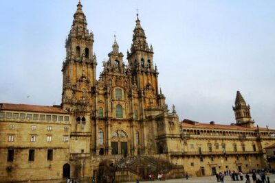 Porto: Santiago de Compostela and Valença do Minho Day Trip