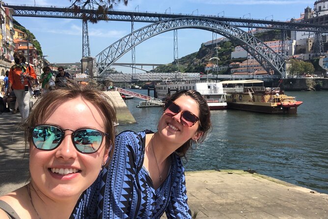 Porto Scavenger Hunt and Sights Self-Guided Tour - The photo challenges add some welcome silliness