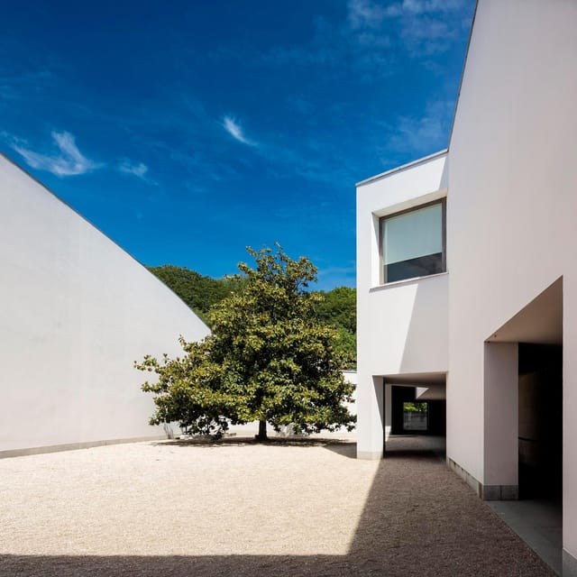 Porto: Serralves Foundation All Access Pass - Serralves Villa and Its Art Deco Rooms