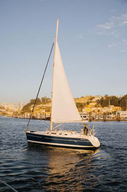 Porto: Shared Douro River Sunset Cruise with Welcome Drink - Why the Douro looks best from a sailboat