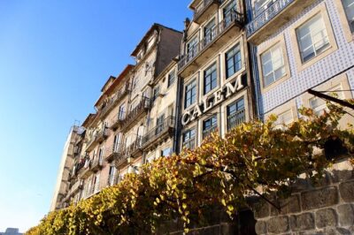 Porto Small Group Walking Tour with Lello Bookshop