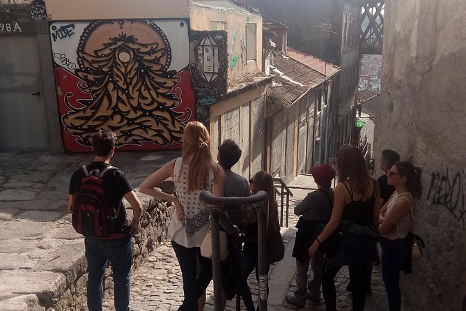 Porto Street Art Tour - Why the small pieces matter