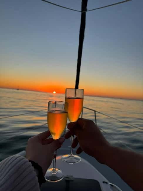 Porto: Sunset Sailboat Tour with Welcome Drink - Why this Douro sunset sail feels different