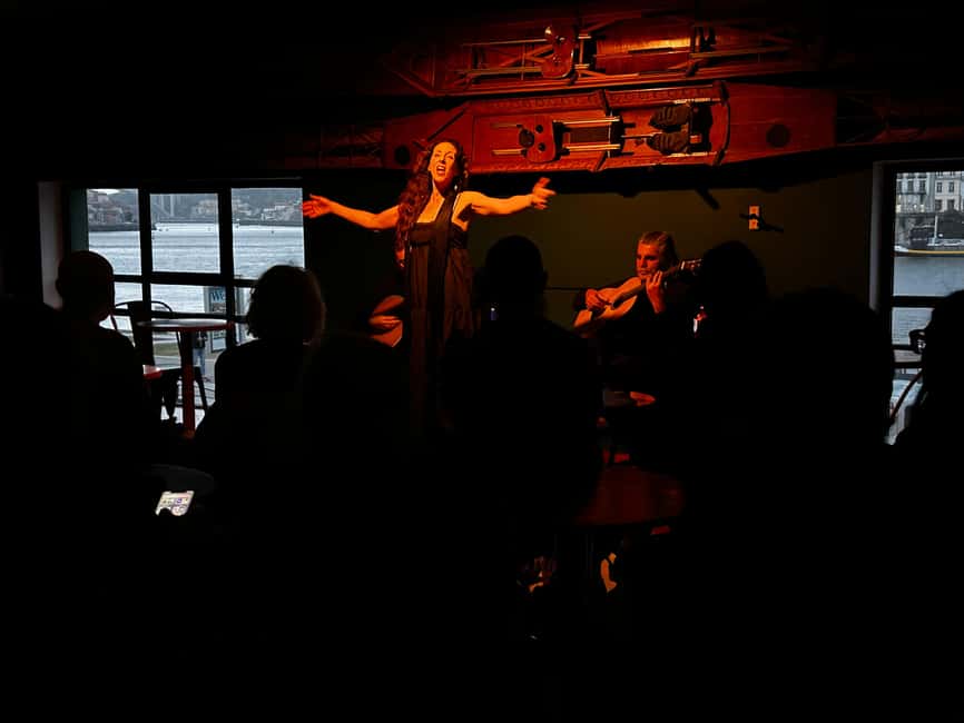 Porto: The Authentic Fado Concert with Port Wine - Arriving at Clube Fluvial Portuense