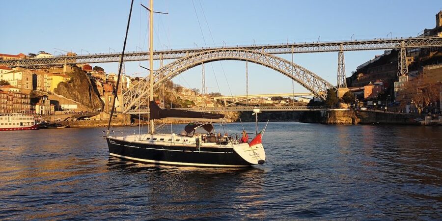 Porto: The Best Douro Boat Tour - Miragaia, São Francisco, and the old waterfront