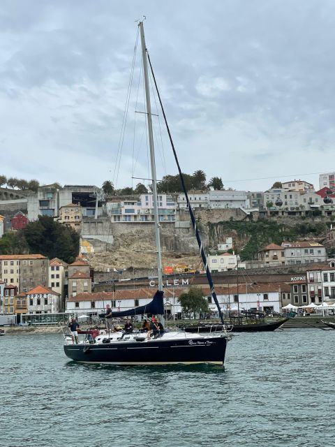 Porto: The Best Douro Boat Tour - The Luís I Bridge from the water