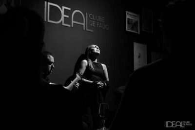 Porto: The highest-rated traditional fado concert (downtown)