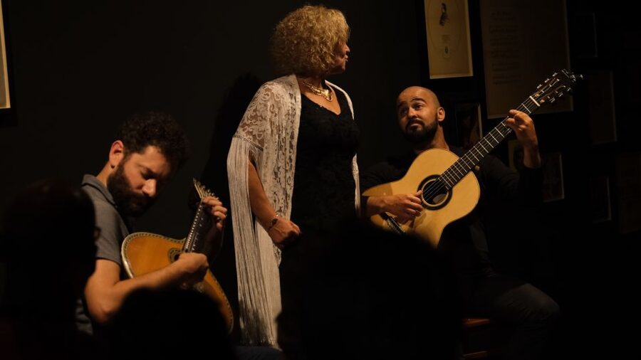 Porto: The highest-rated traditional fado concert (downtown) - The small-room atmosphere