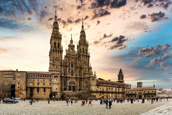 Porto to Santiago Compostela with Braga-Guimarães-Barcelos-Viana - Valença do Minho and the last Portuguese stop
