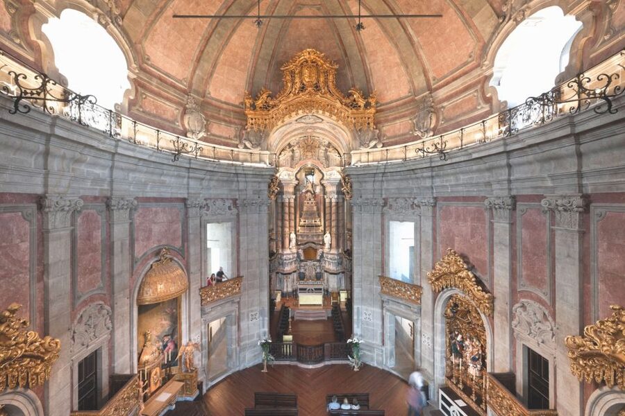 Porto: Torre dos Clerigos Entrance Ticket - The collection rooms before the tower