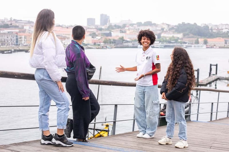 Porto Tour: A tour, a thousand stories in Tuk Tuk - 3h - Stories, legends, and local context