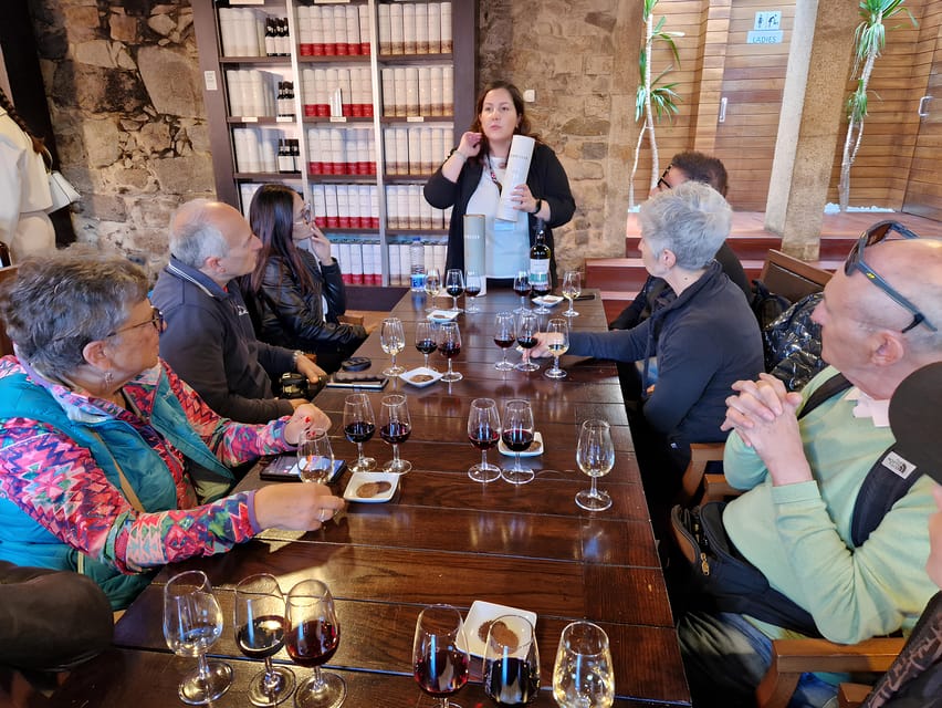 Porto tour with Port Wine tasting in a hidden wine cellar! - Key points to know before you book
