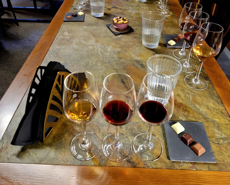 Porto tour with Port Wine tasting in a hidden wine cellar! - Three glasses, three different Port profiles