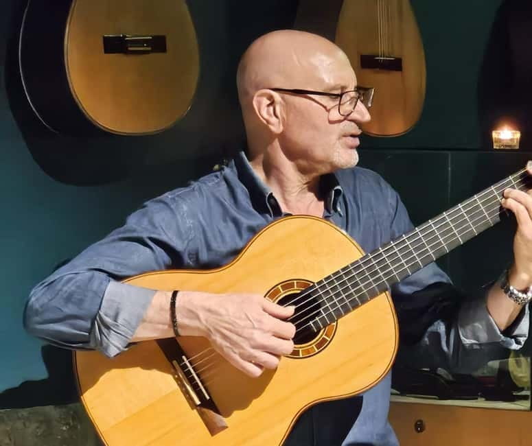Porto: Traditional Fado Show at Sao Bento with Port Wine - Why Fado inside São Bento feels different