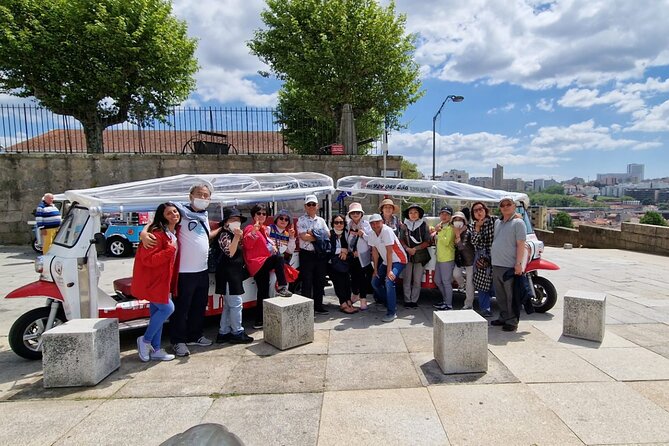 Porto: tuk tuk adventure tours old town 1h - Starting near the Statue of Vímara Peres