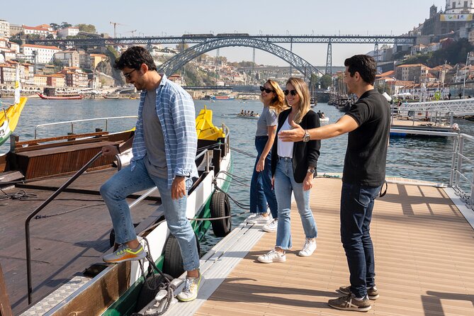 Porto Walking Tour, Lello Bookshop, River Cruise and Cable Car - The morning walk from Largo Amor de Perdição