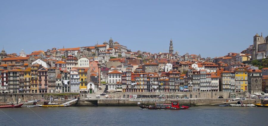 Porto Walking Tour of the city centre in small-groups - Who will get the most from this walk