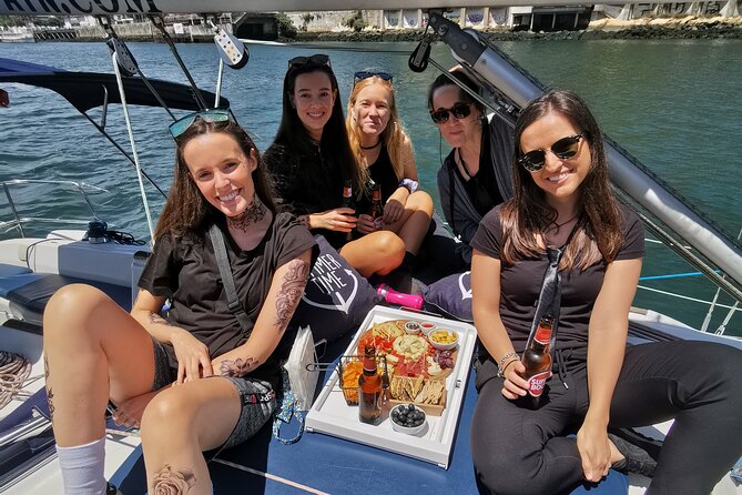 Porto: Wine and cheese tasting on a sailboat on the Douro River - Cais de Gaia and the Luís I Bridge