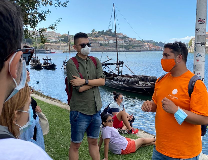 Porto: Wine Tasting with Tapas Walking Tour - What the $53 price includes