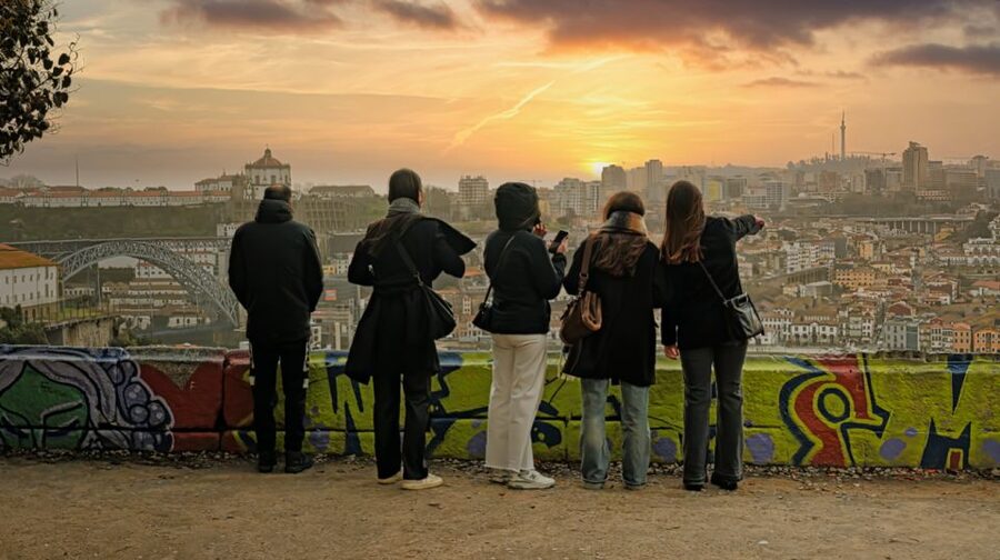 Porto: Wine Tour & One Hour Fado Show | All Included - A century-old café and a simple aperitif