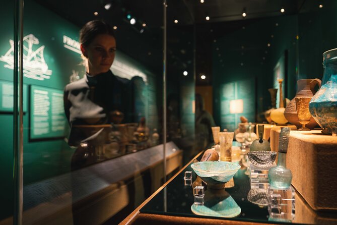 Porto: WOW District 48-hours ticket for 6 museums - Cork: a small subject with surprising depth